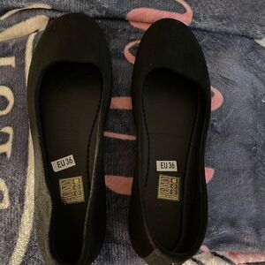 Black Suede Ballet Flats EU 36
